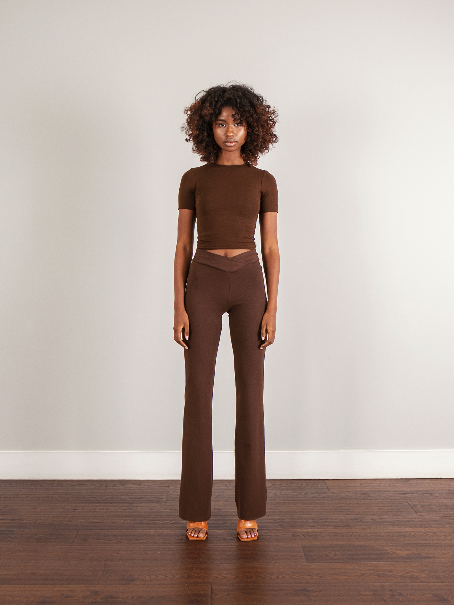 colour:Chestnut Brown