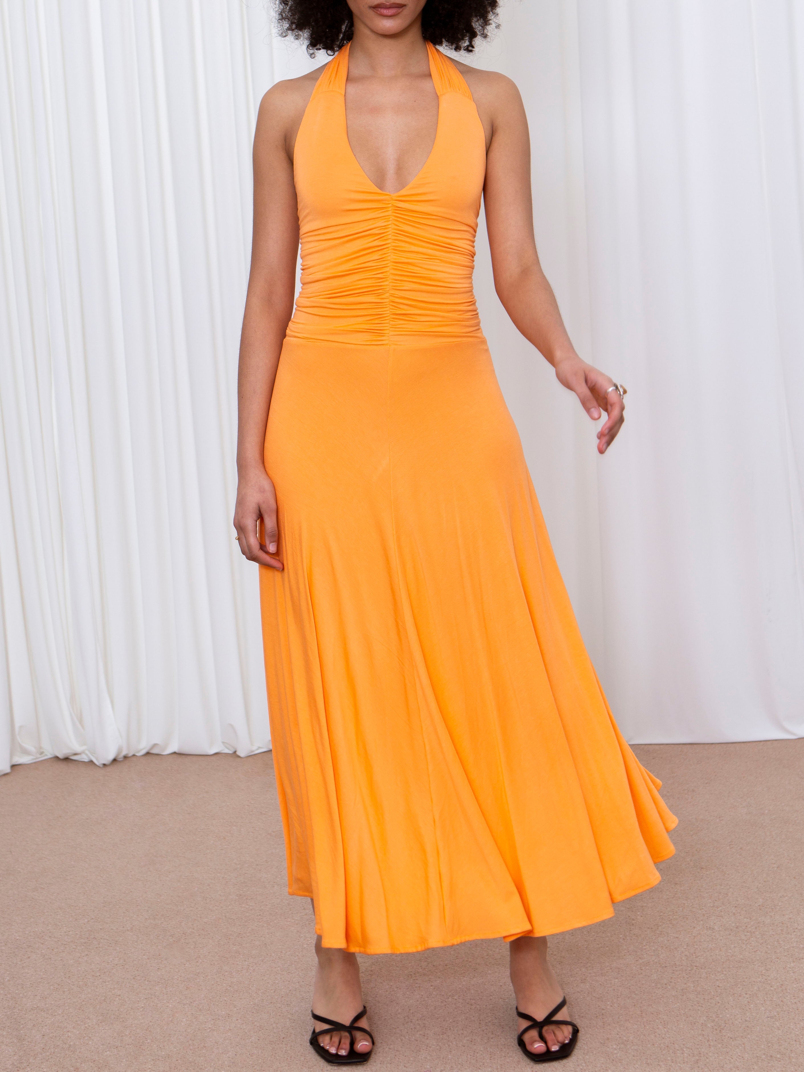 colour:Orangey