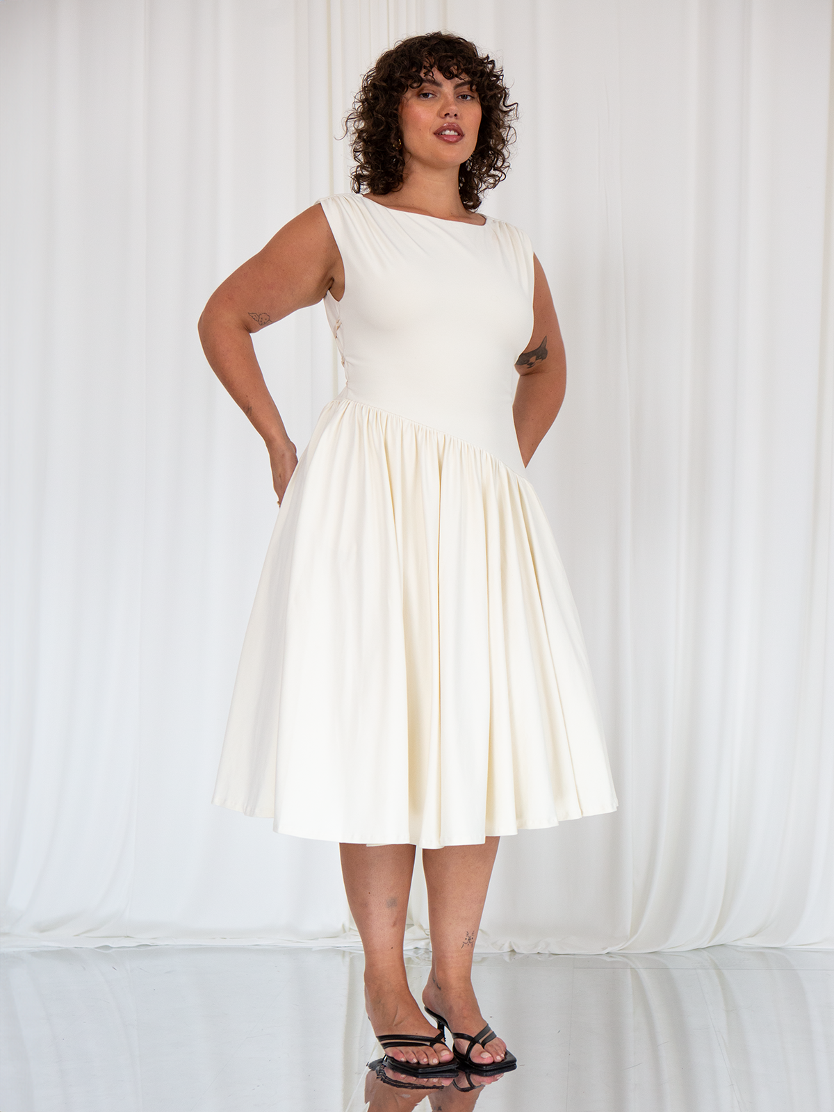 colour:Vintage Cream