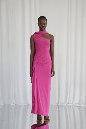 colour:Magenta