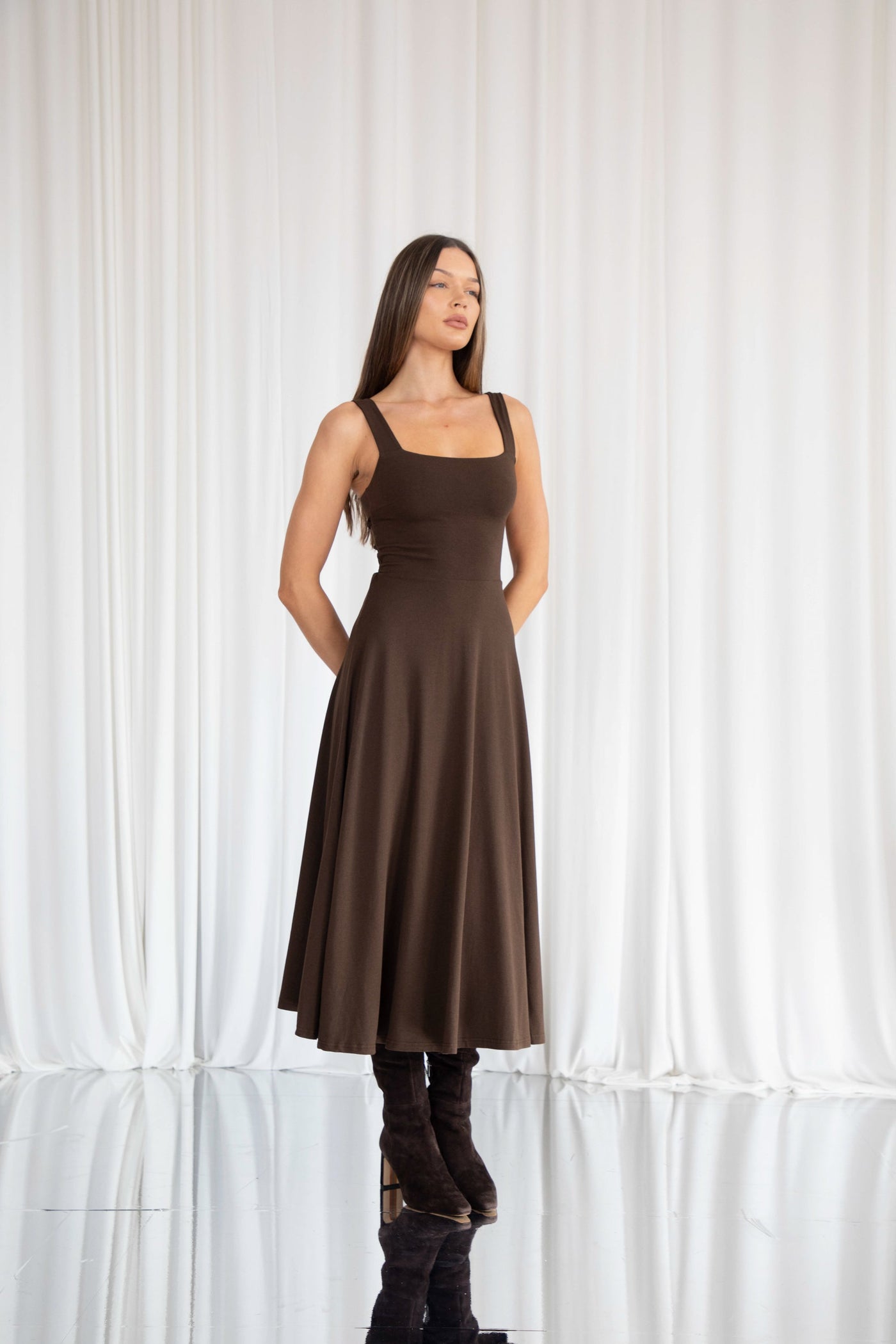 colour:Chocolate Brown