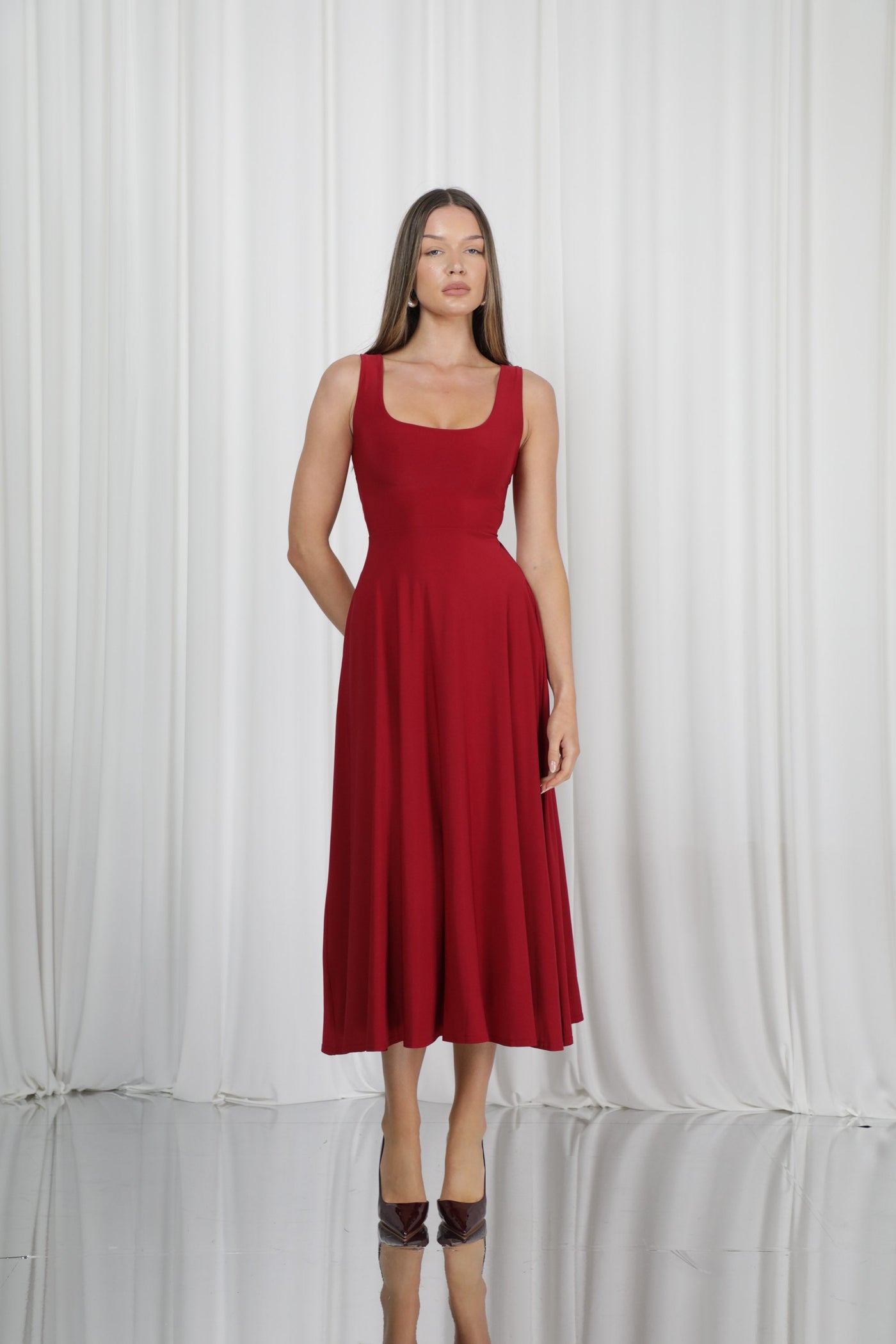 colour:Merlot Red