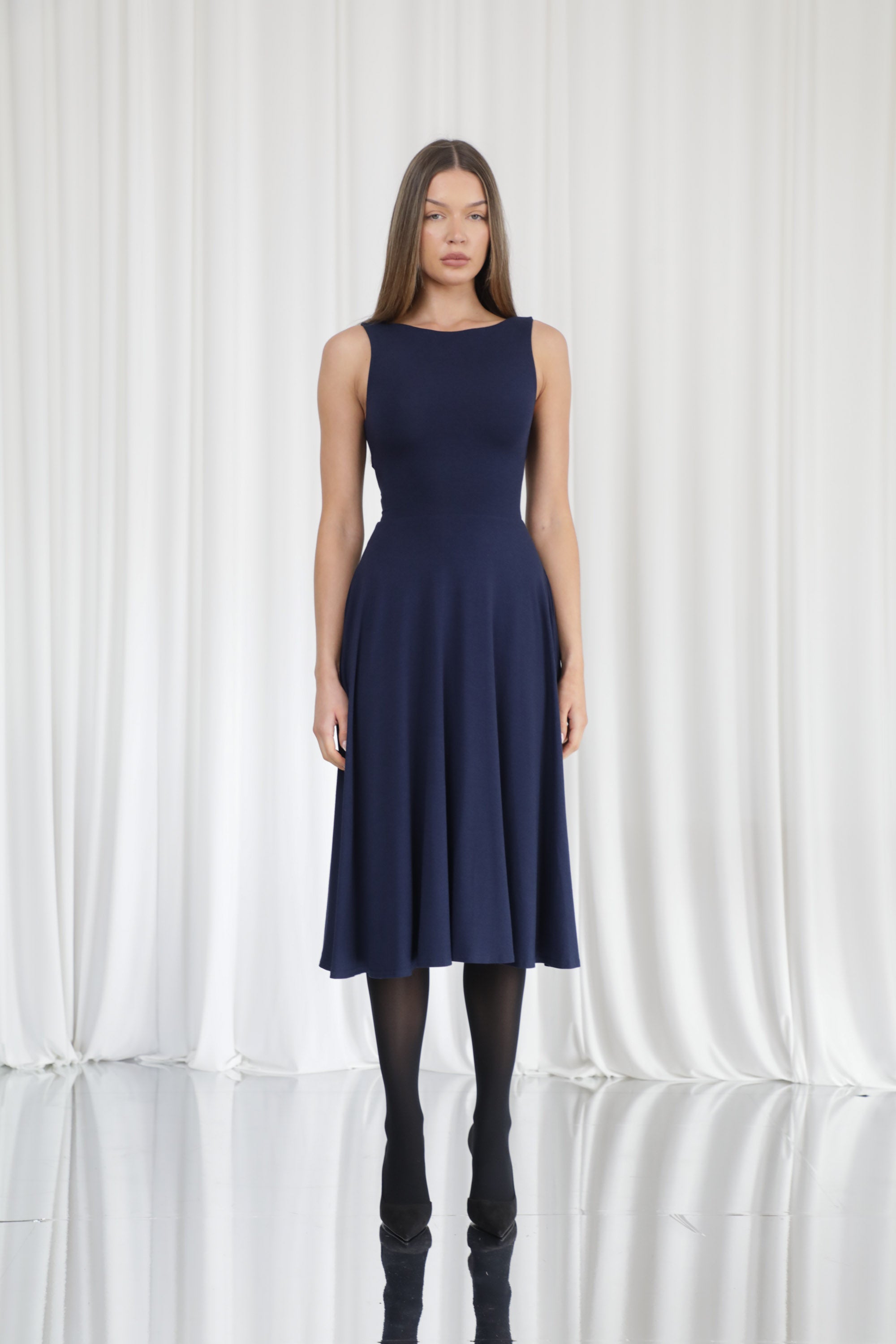 colour:Navy Blue