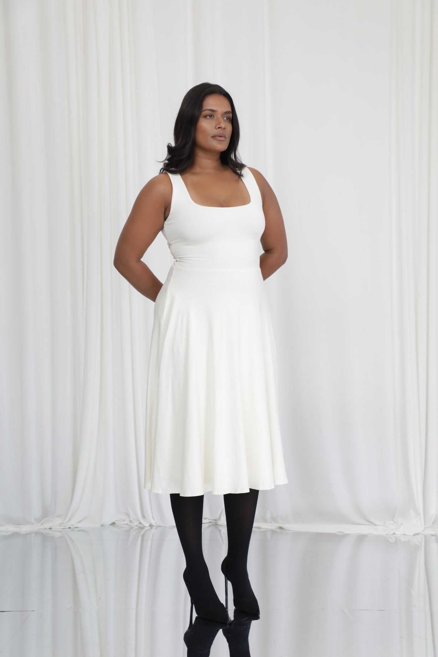 Juni Midi Dress