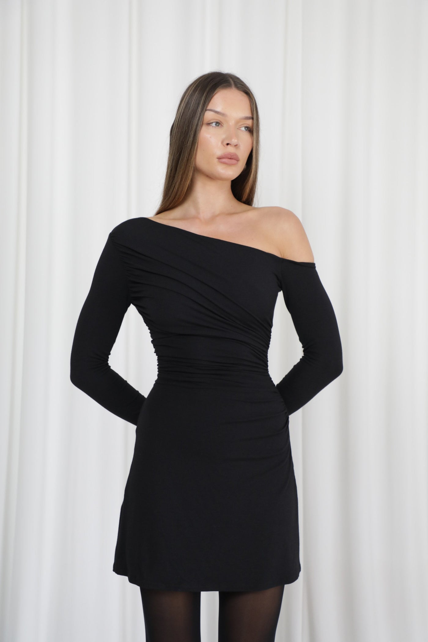 colour:Midnight Black