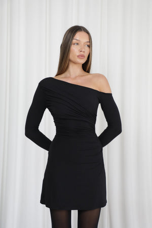 colour:Midnight Black