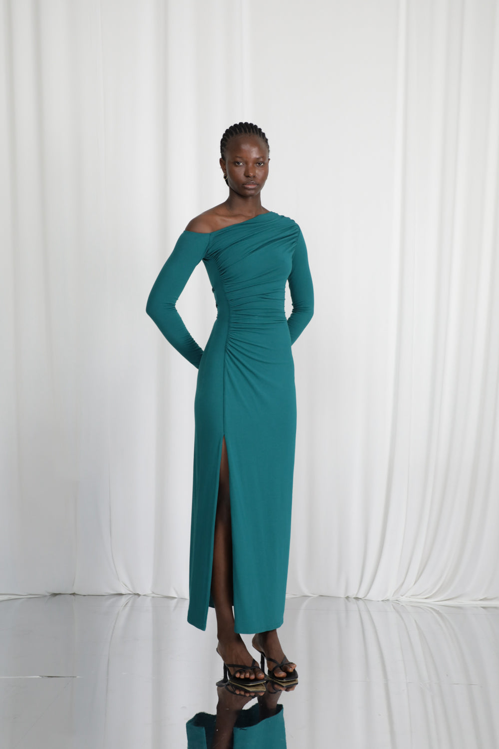 colour:Teal Green