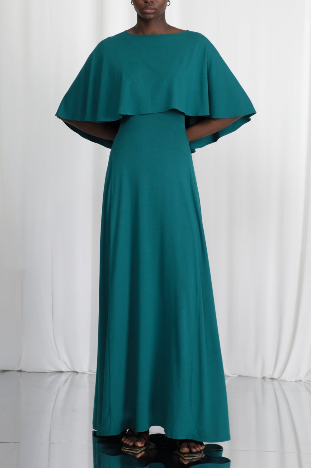 Short Drape Cape