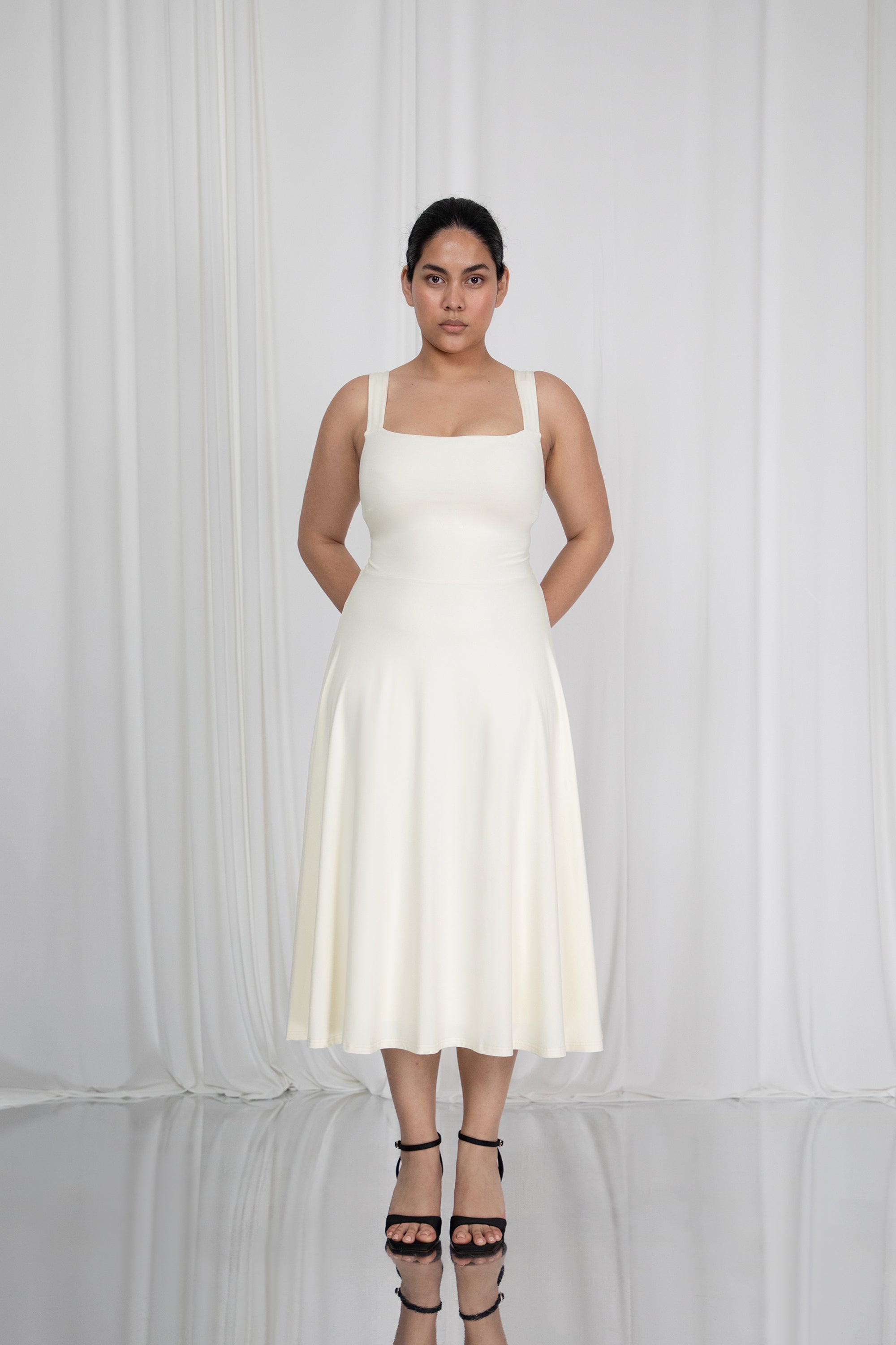 colour:Vintage Cream