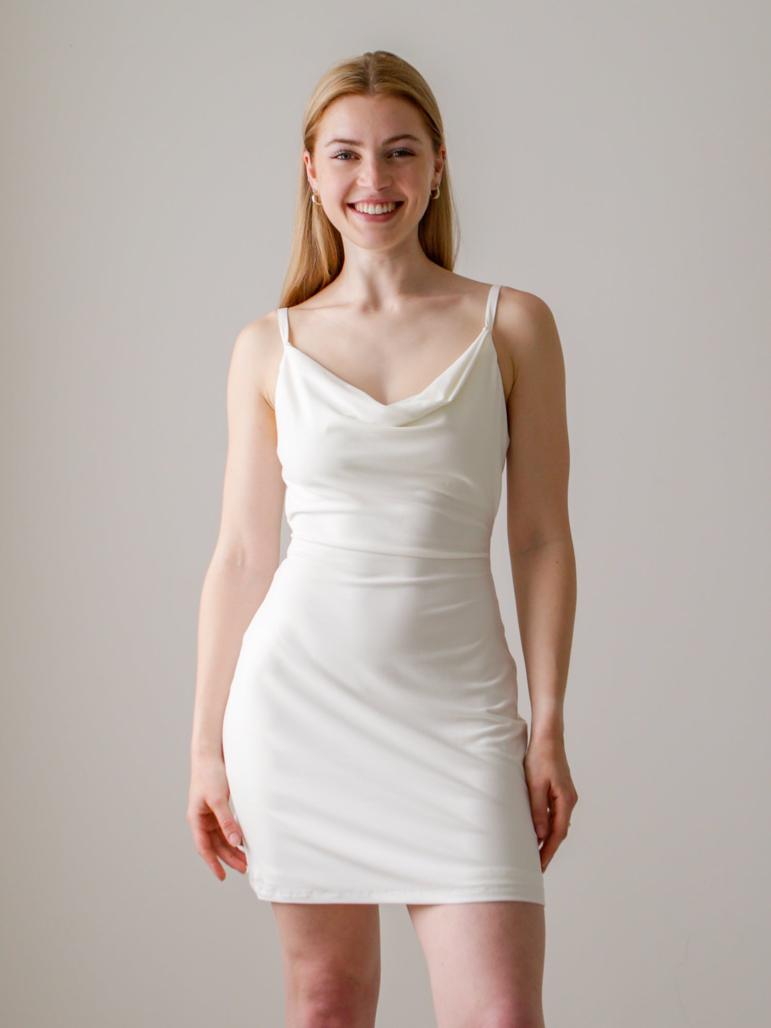 colour:Ivory White