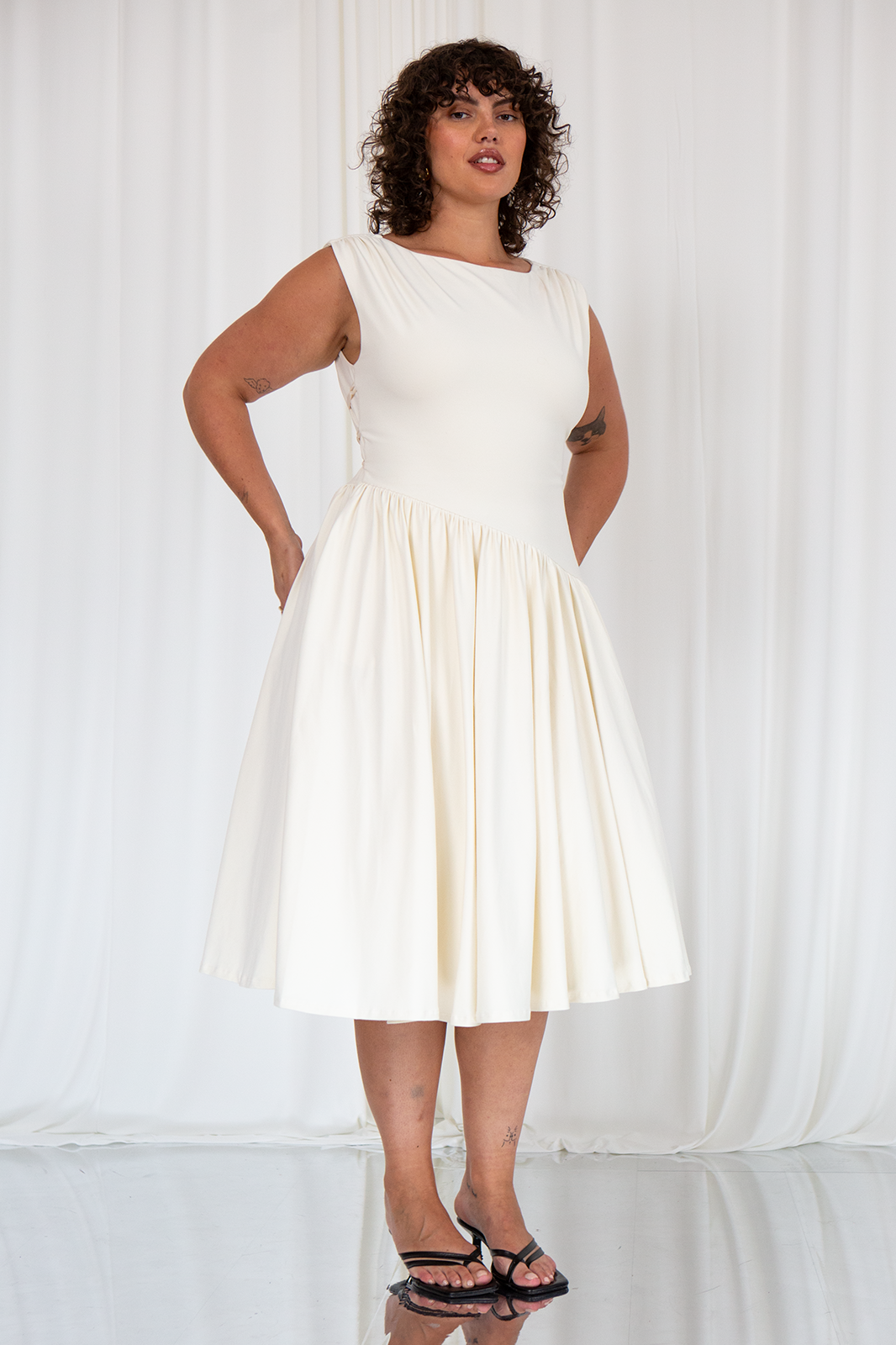colour:Vintage Cream