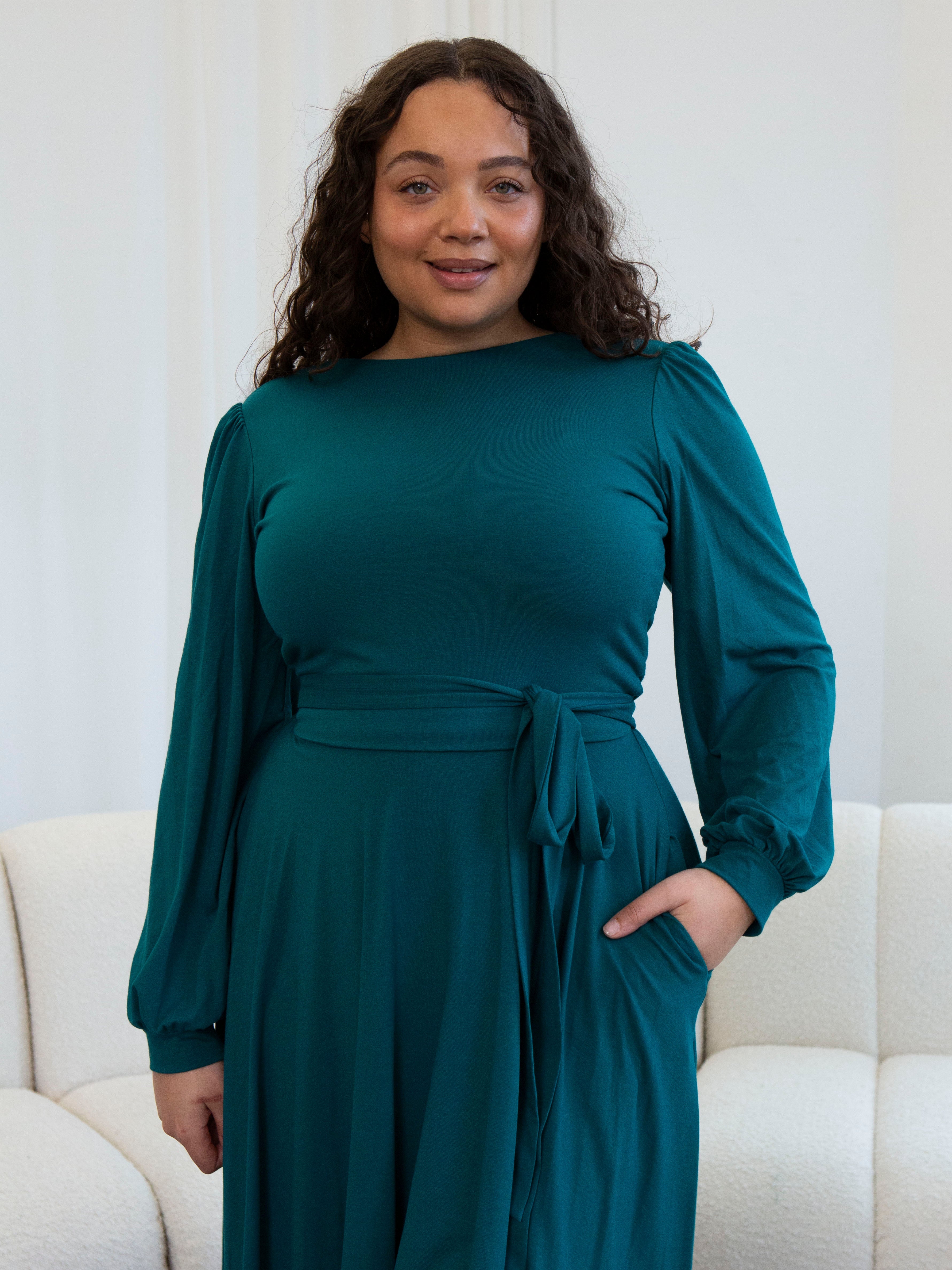 colour:Teal Green