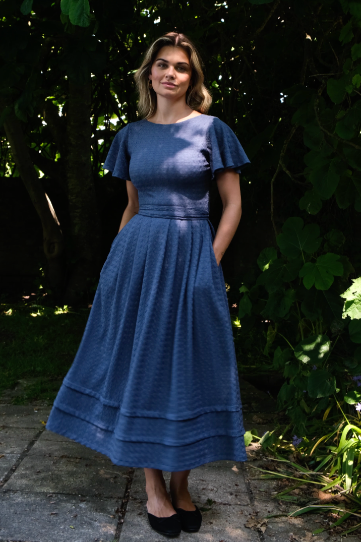 colour:Blue