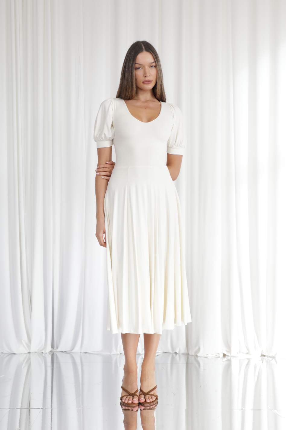 colour:Vintage Cream