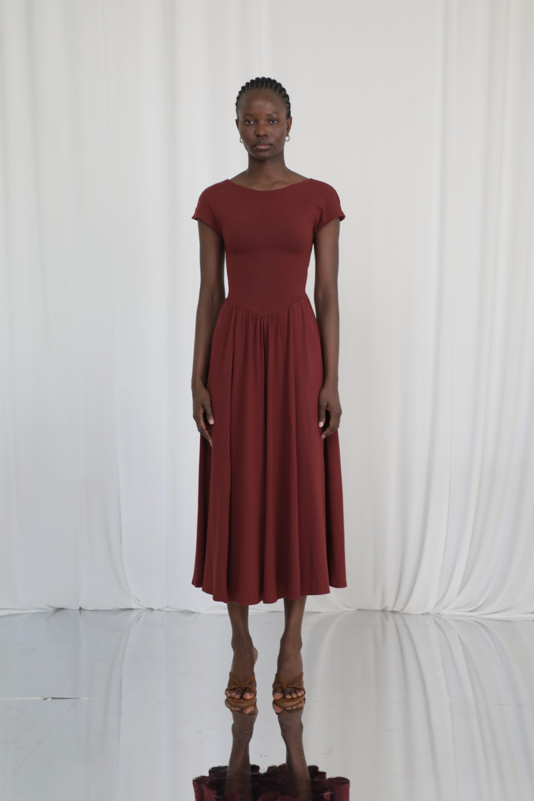 colour:Earth Red