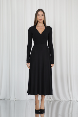 colour:Deep Black