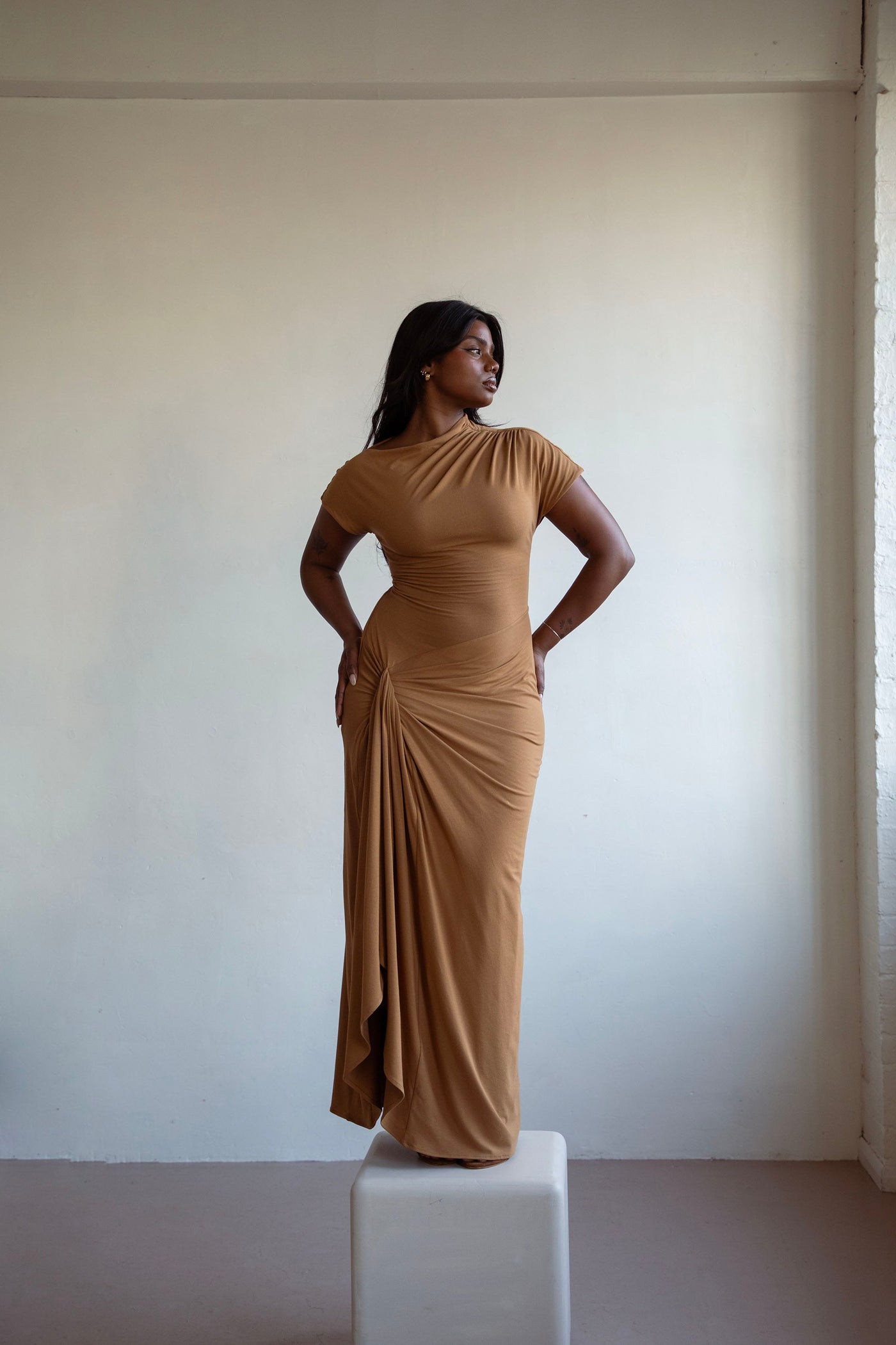 colour:Caramel