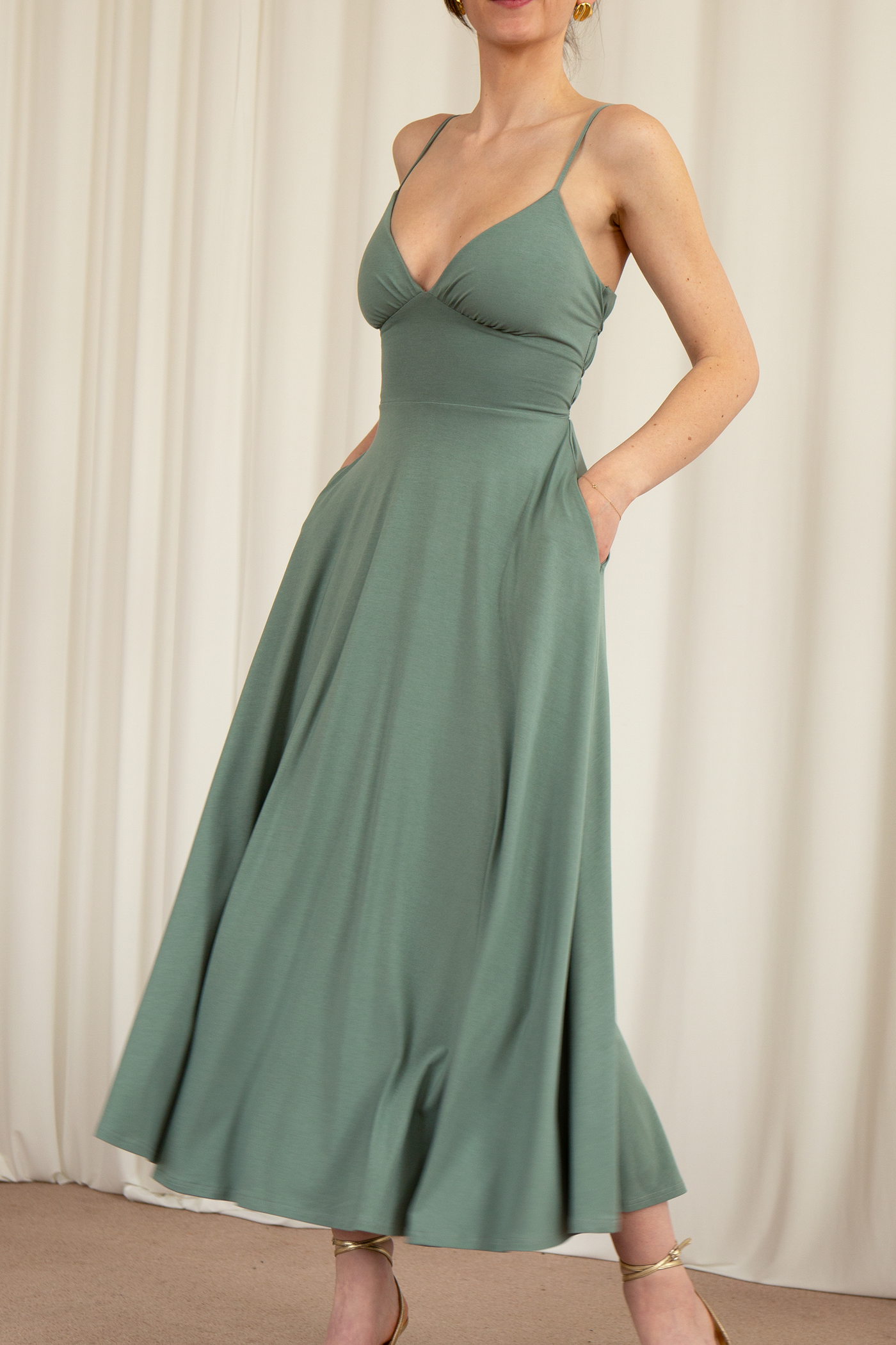 colour:Sage Green
